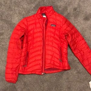 Patagonia puff jacket